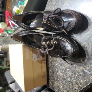Michael Kors black pumps new size 7
